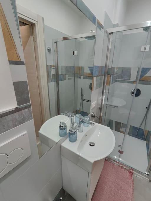 Appartamento La Casa Dei Cristalli Genova Esterno foto